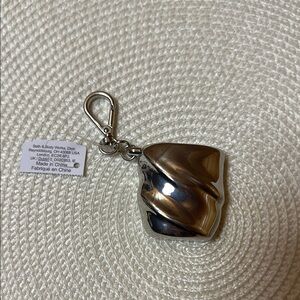 Bath & Body Works Chrome Silver Swirl Hardcase PocketBac Holder